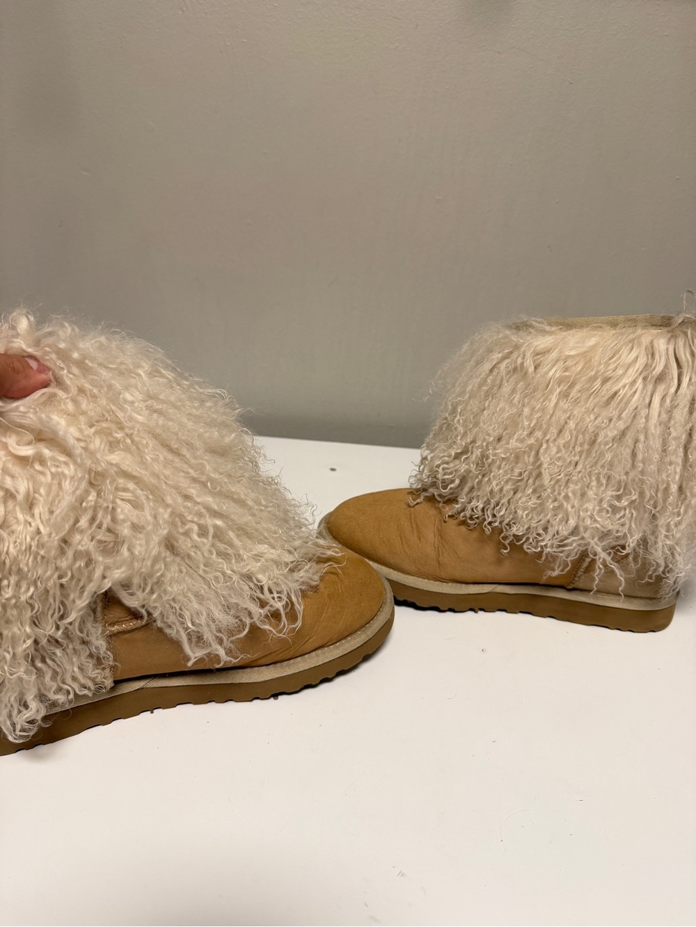 UGG Australia Short 1875 Tan Suede Mongolian Fur Winter Boots Women’s US 8 - Picture 9 of 12